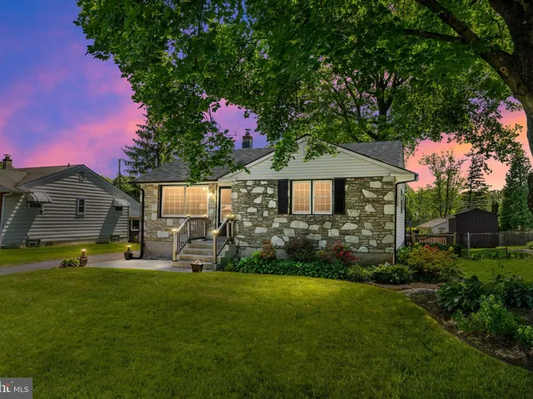 2830 Jarrett Ln, Hatboro, PA 19040