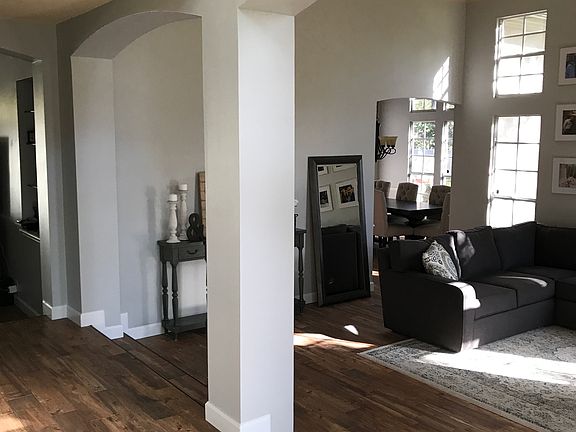 3rd image of 901 Kim Ct