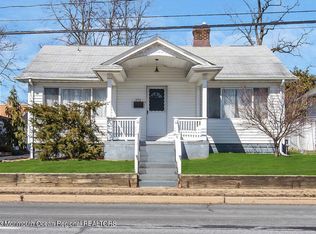 236 Newman Springs Rd, Red Bank, NJ 07701