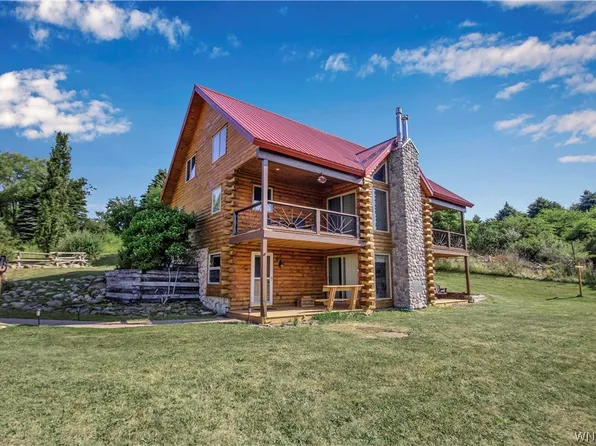 5033 Roszyk Hill Rd, Machias, NY 14101