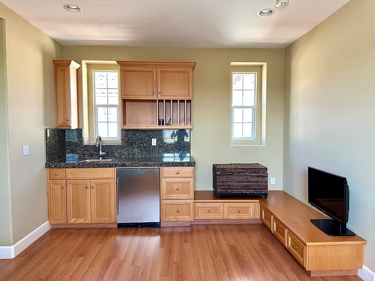 1221 Blue Spur Cir — Photo 5