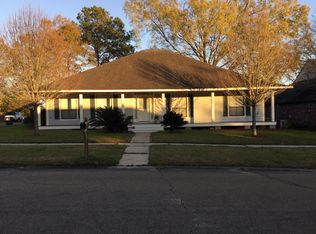 6615 Snowden Dr, Baton Rouge, LA 70817