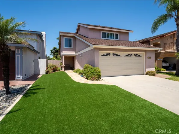 1106 Ridgecrest Cir, Costa Mesa, CA 92627
