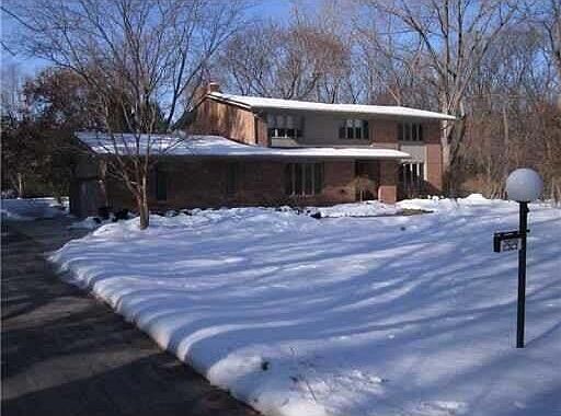 1st image of 2929 Parkridge Dr