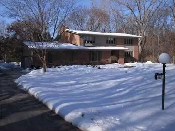 2929 Parkridge Dr, Ann Arbor, MI 48103