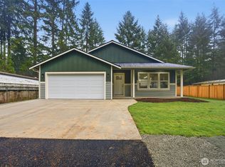 5909 257th Street E, Puyallup, WA
