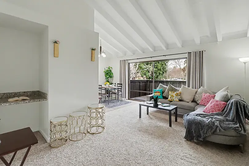 1 bed, 668 sqft, $2,100 — Photo 4