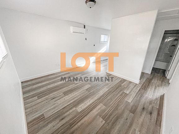 4th image of 10 Montis Dr APT 24