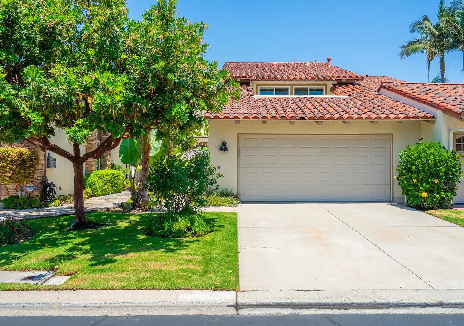 22031 Arrowhead Ln — Photo 1