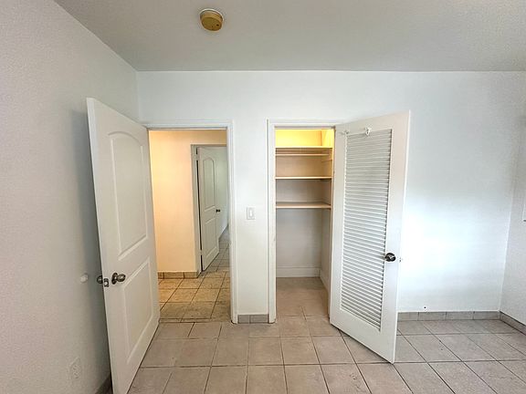 4th image of 1490 SW 32nd St