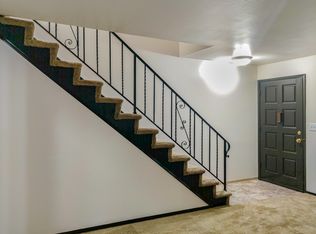 Chateau, Seattle, WA 98155