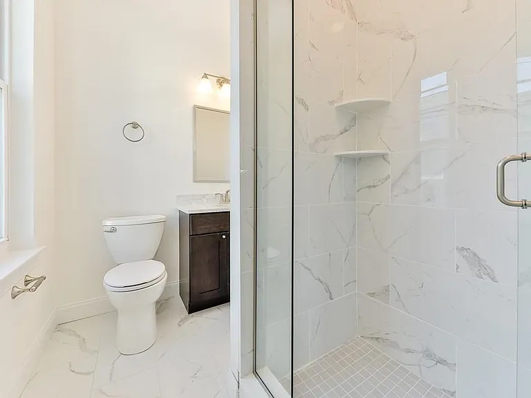 44 W Eagle St #2 — Photo 9