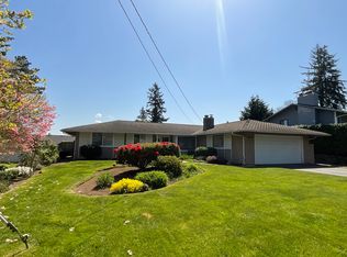 16935 NE 19th Pl, Bellevue, WA 98008