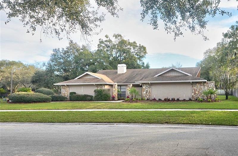 1st image of 4212 Carrollwood Village Dr