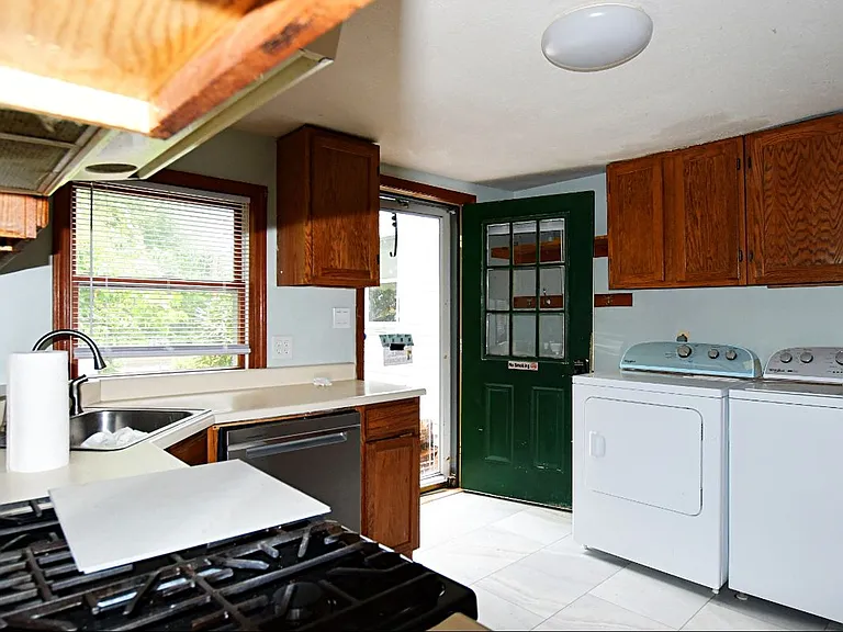 410 Bald Hill Rd #A — Photo 14