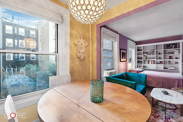 Rented by CORE | media 29