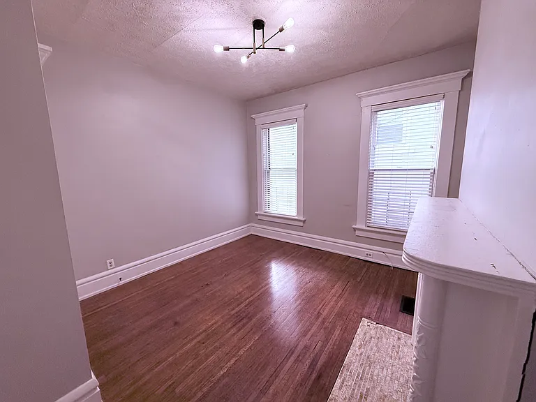 248 S 18th St — Photo 20