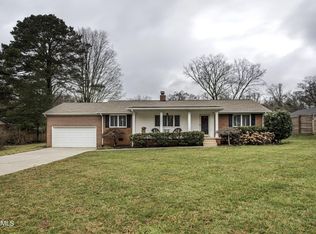 6831 NW Dorchester Dr, Knoxville, TN 37909