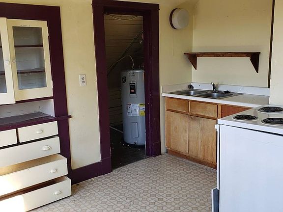 4th image of 1525 Humboldt St #201