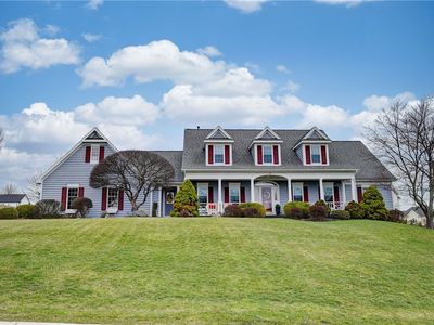 6 Quoin Cres, Victor, NY, 14564