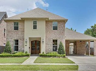 223 Douglas Dr, River Ridge, LA 70123