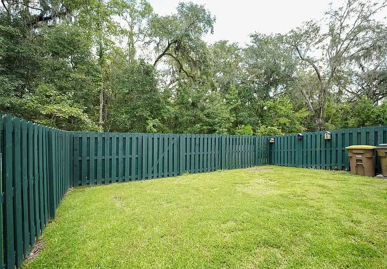 24 Crown Ct — Photo 27