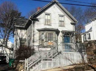 33 Woodlawn St, Lynn, MA 01904