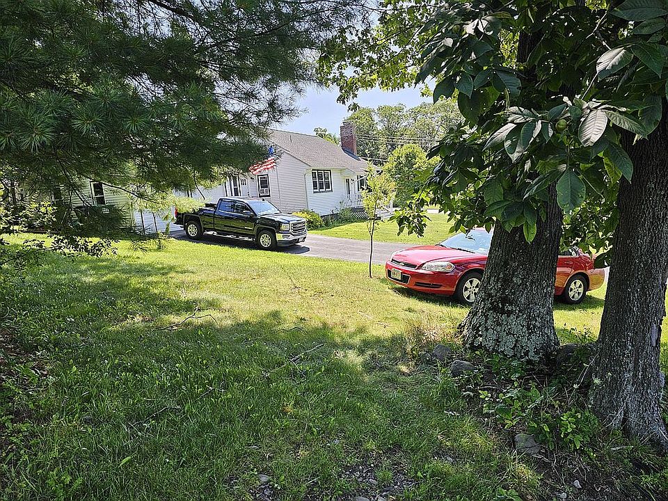 2nd image of 44 Elmwood Dr