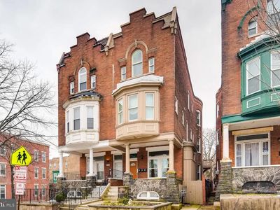 2202 Linden Ave, Baltimore, MD, 21217