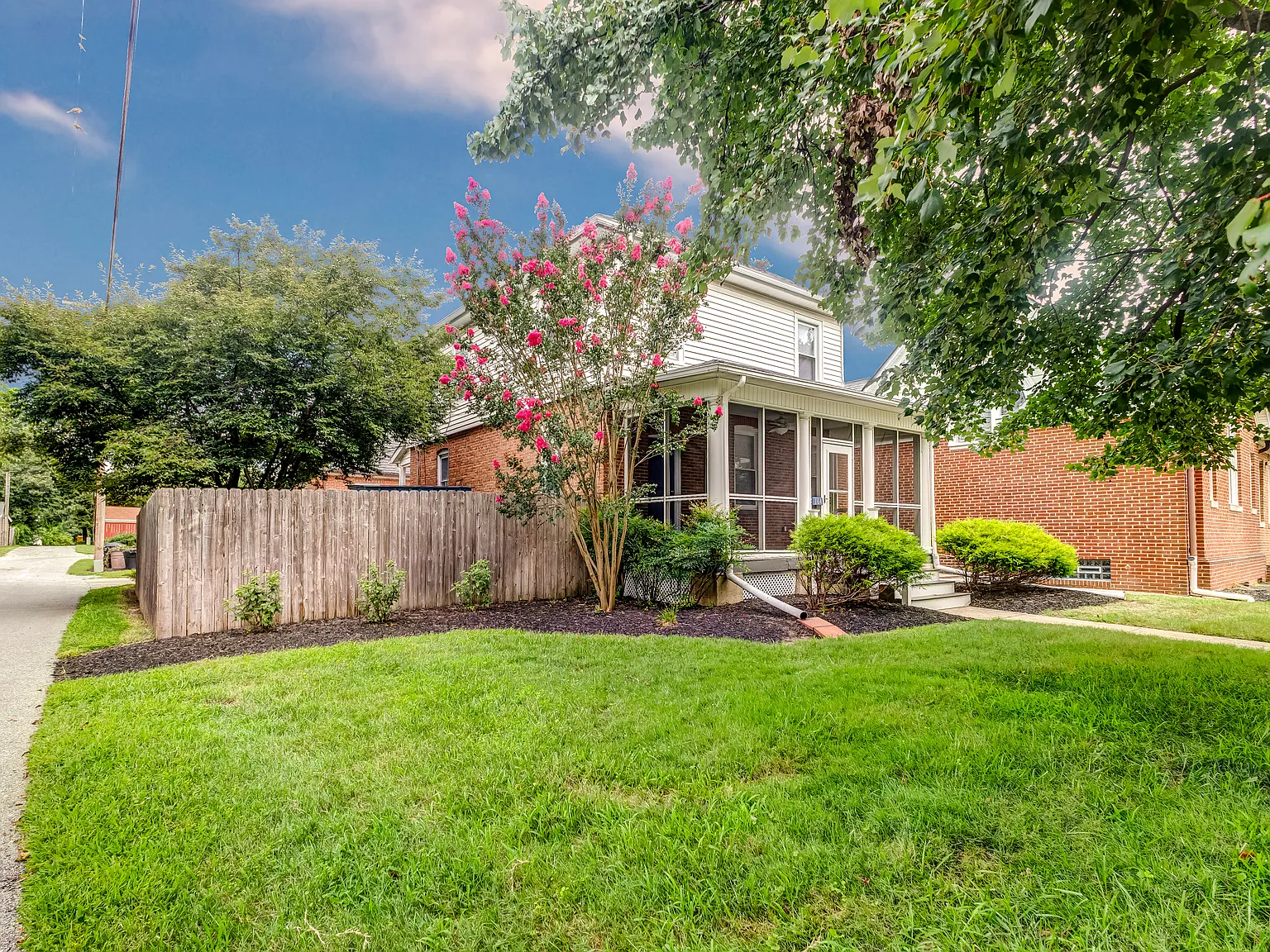 3 bed, $2,500 — Photo 3