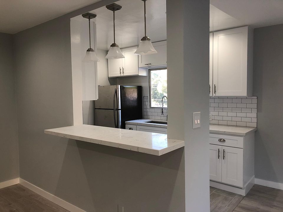 1st image of 5971 Chula Vista Way APT 8