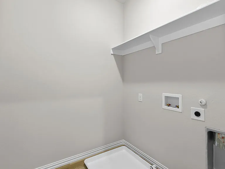 3329 Eastland St — Photo 22