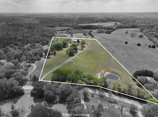 6450 Baranowski Rd, Brenham, TX 77833