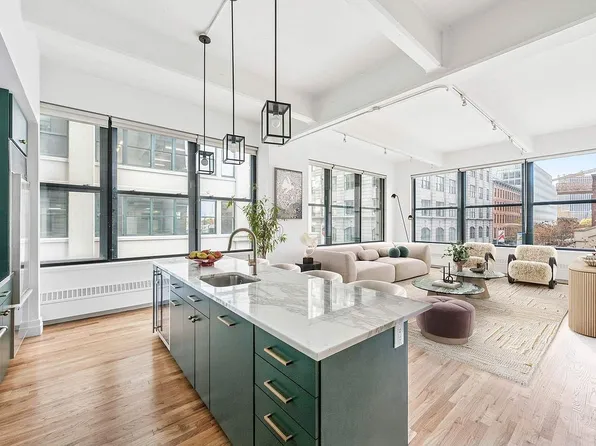 1 Main St APT 2J, Brooklyn, NY 11201