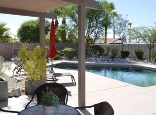 1371 E Francis Dr, Palm Springs, CA 92262