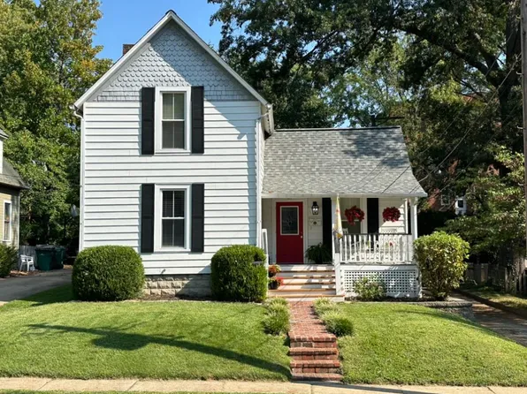 21 E Cedar Ave, Saint Louis, MO 63119