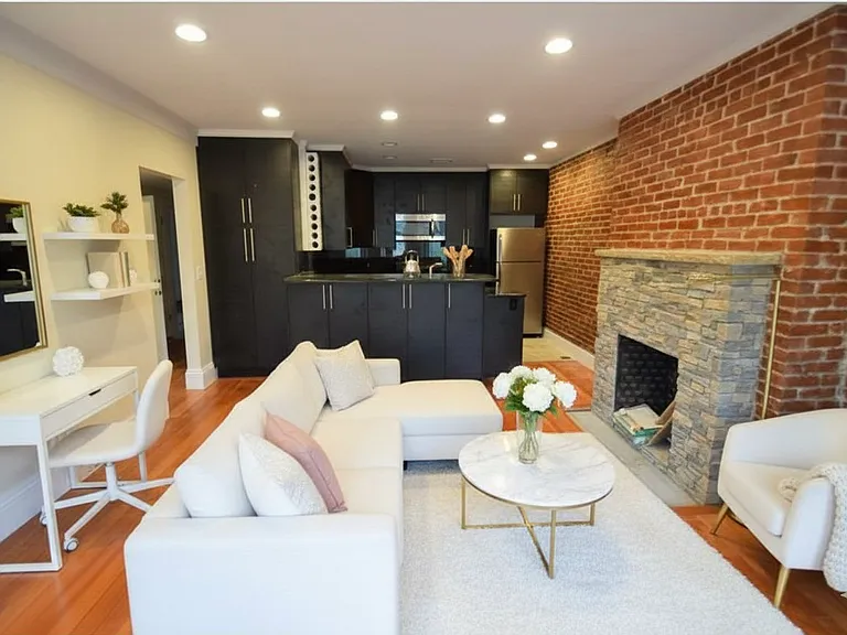 1616 Beacon St #5 — Photo 4