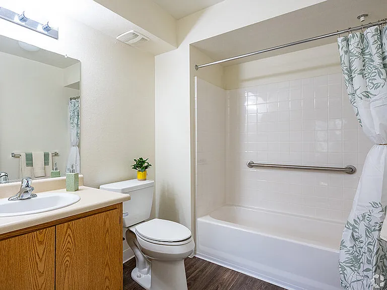 Second Street Apartments — Photo 10