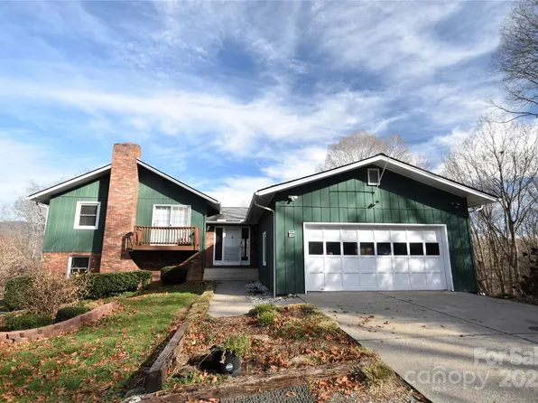 119 Pleasant Hill Cir, Waynesville, NC 28786