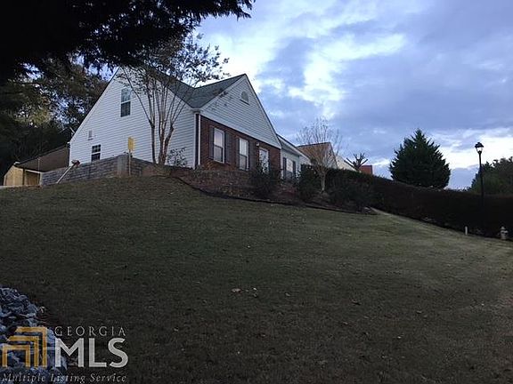 5th image of 2546 Hollow Dr