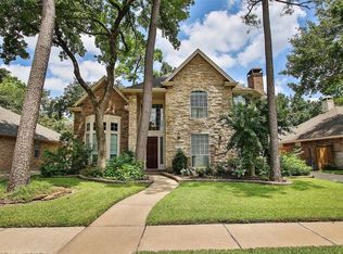8902 Andante Dr, Houston, TX 77040