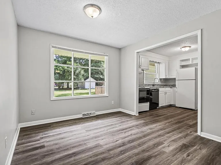 154 Forest Dr — Photo 9