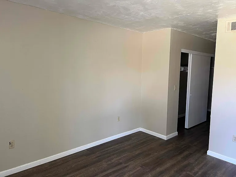 520 Myrtlewood Ct #2 — Photo 7
