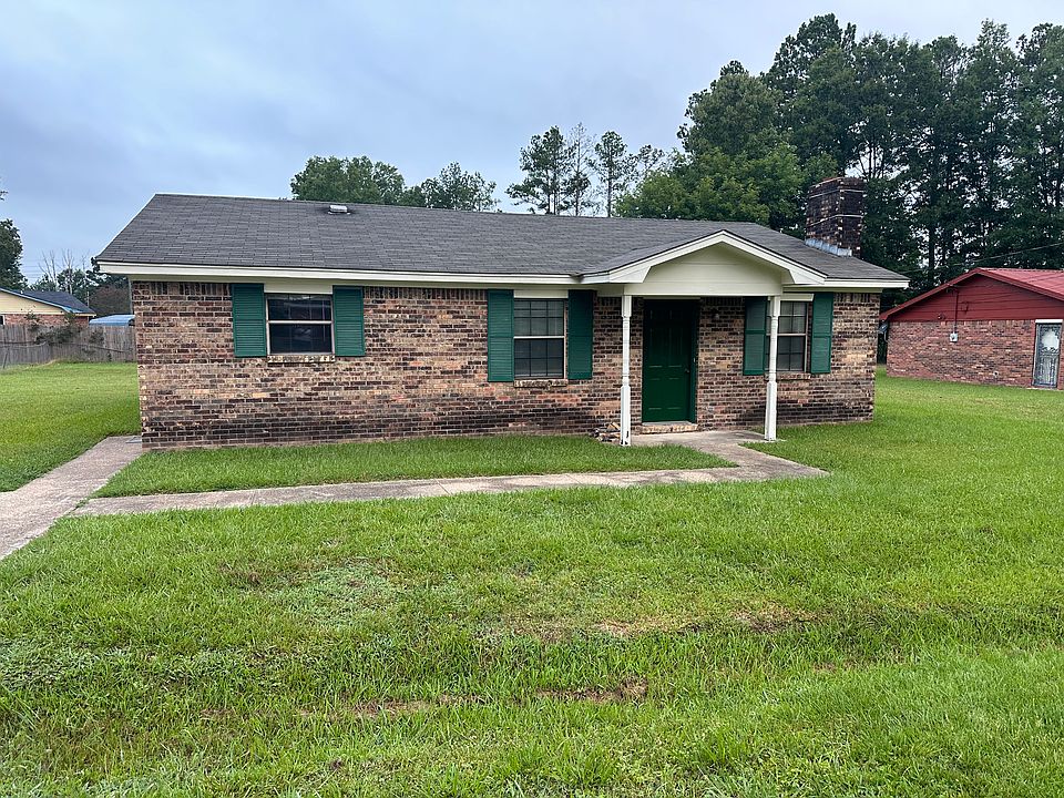 1st image of 1703 Arrowhead Dr