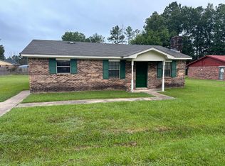1703 Arrowhead Dr, Starkville, MS 39759