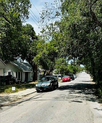 2nd image of 615 W 31st St #A