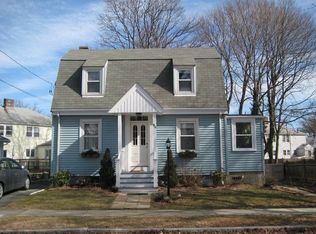 89 Arnold St, Quincy, MA 02169
