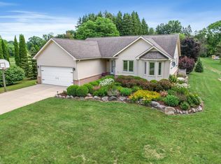65324 Wolcott Rd, Ray Twp, MI 48096