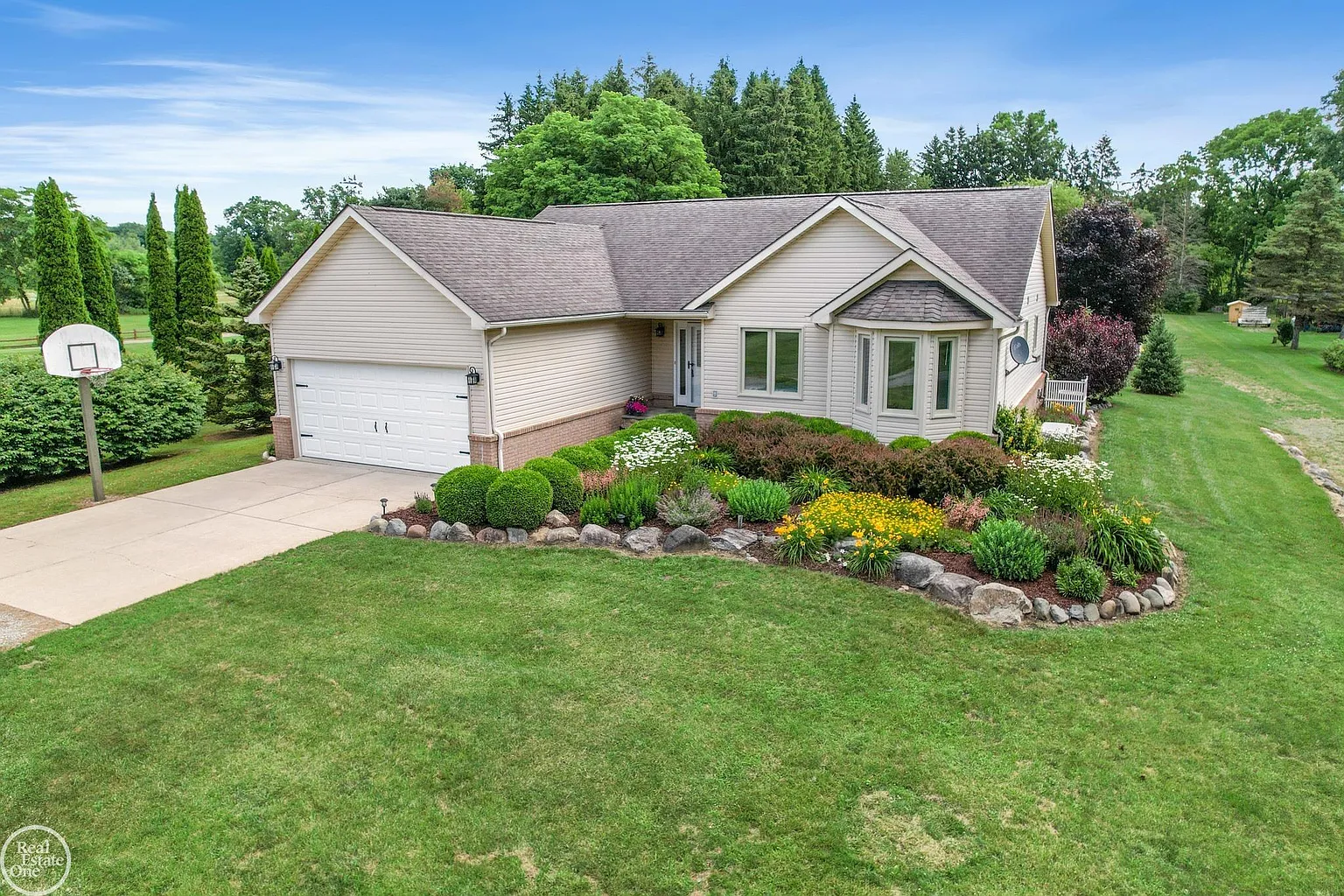 65324 Wolcott Rd photo 1