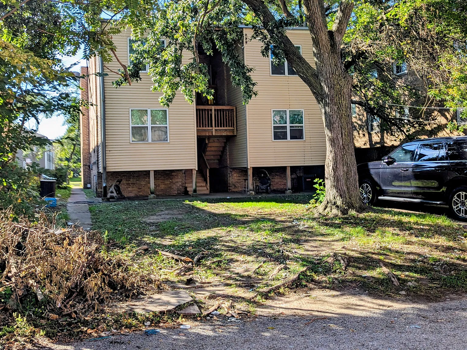 2 bed, 1.5 bath, 900 sqft, $1,700 — Photo 3